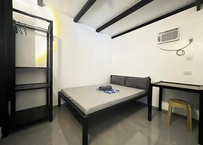 ゲストハウス Shawe House 4*